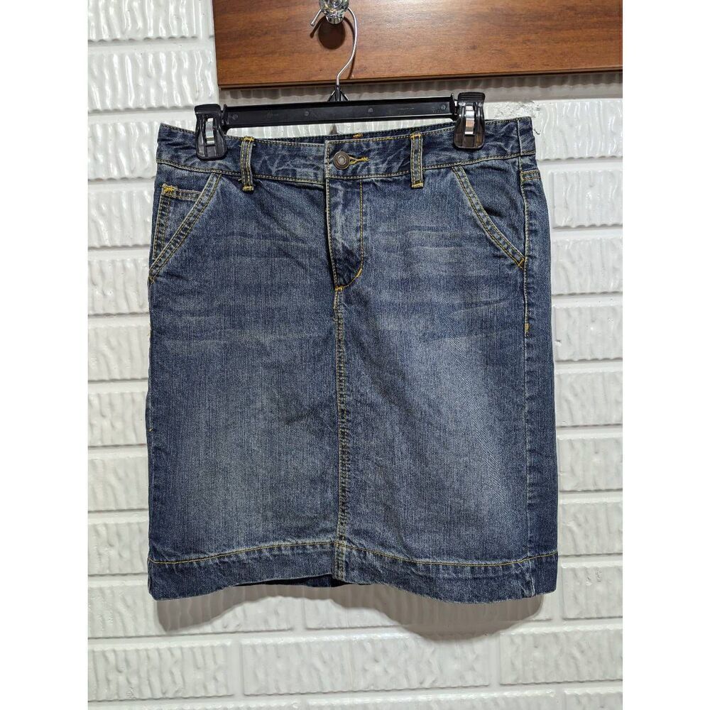 Merona Women's Blue Medium-Wash Cotton Short Denim Jean Skirt Size 4